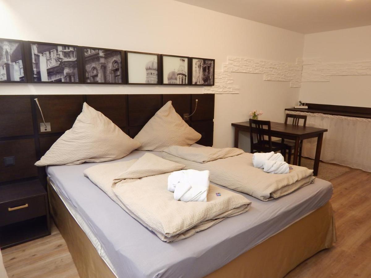Free - Am Bruehlbach Apartment *