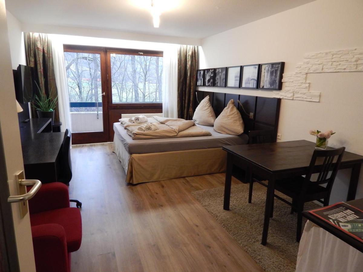 Free - Am Bruehlbach Apartment *